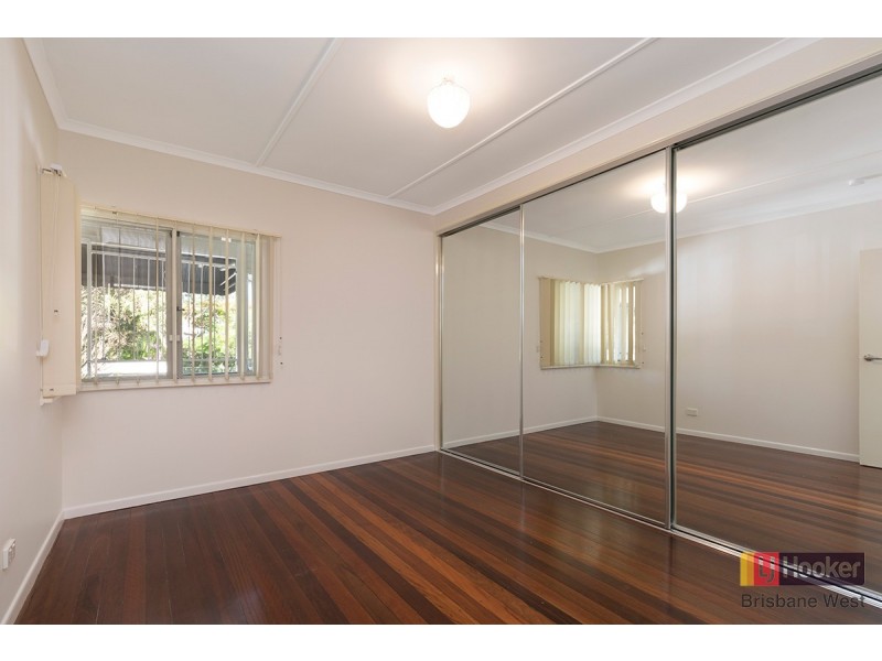 9 Coleman Street, Graceville QLD 4075