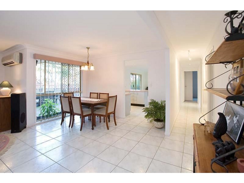 14 Annabel Street, Kenmore QLD 4069