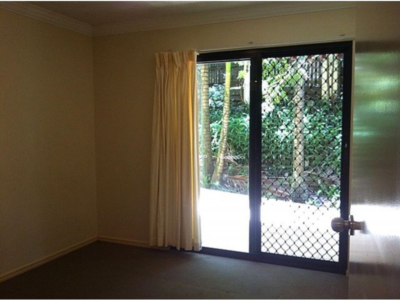 6/182 Carmody Road, St Lucia QLD 4067