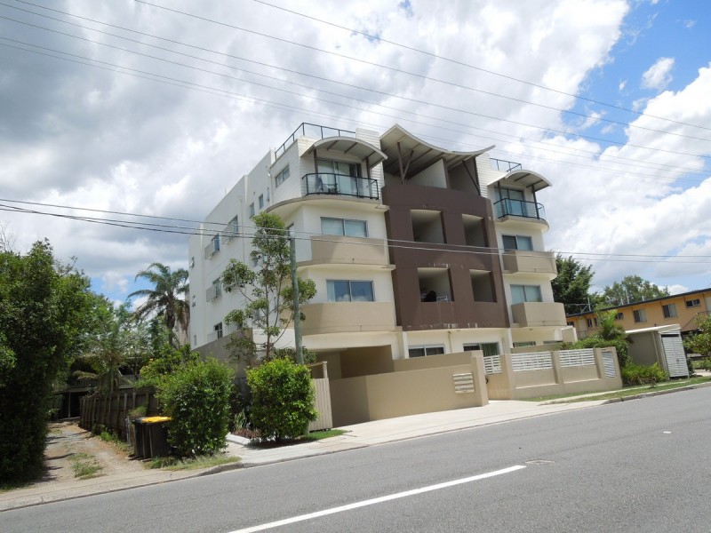 8/159 Clarence Road, Indooroopilly QLD 4068