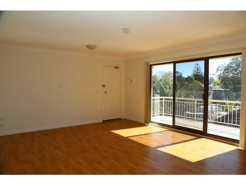 4/37 Mitre Street, St Lucia QLD 4067