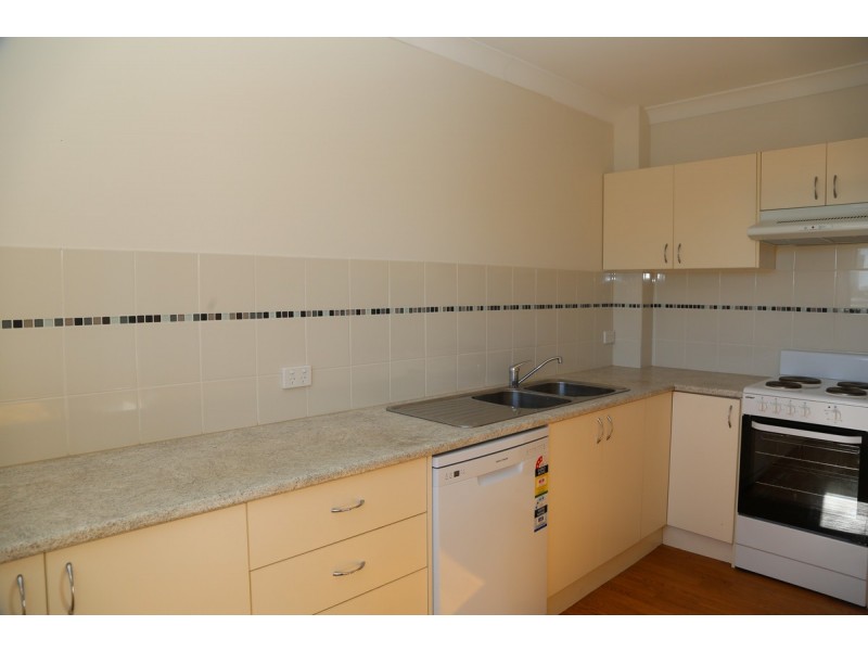 4/37 Mitre Street, St Lucia QLD 4067