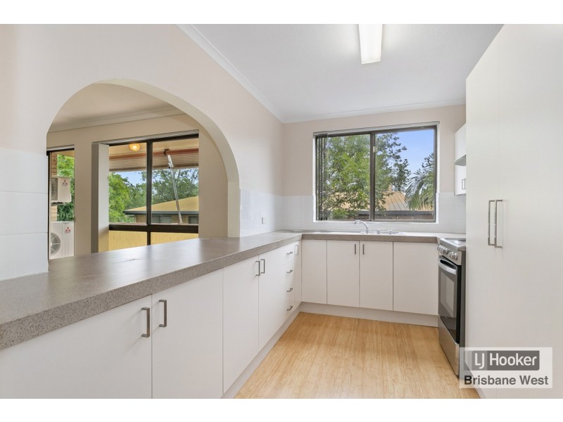 2/59 Bellevue Terrace, St Lucia QLD 4067