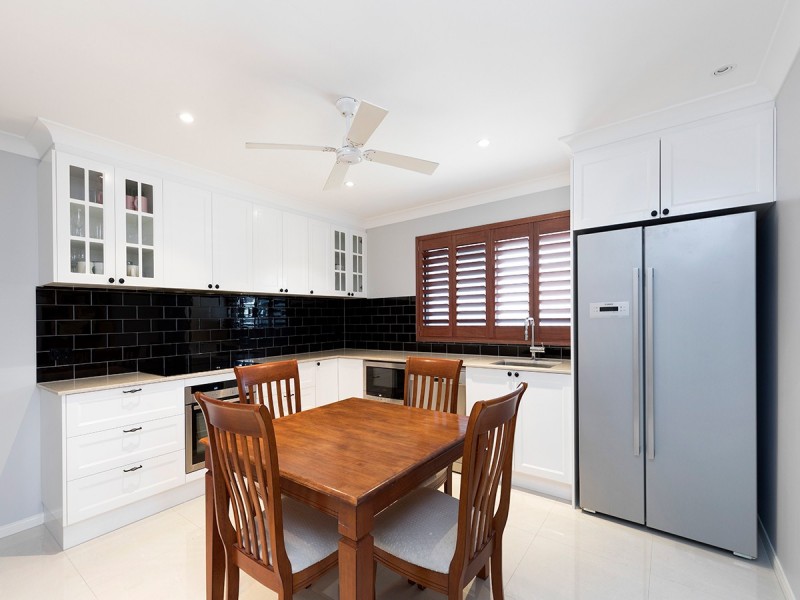 4/37 Indooroopilly Road, Taringa QLD 4068