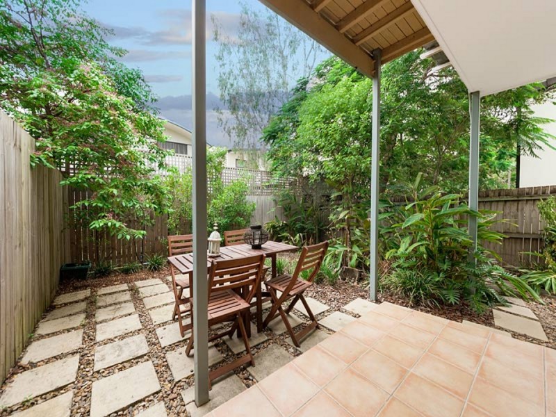 5/34 Warren Street, St Lucia QLD 4067