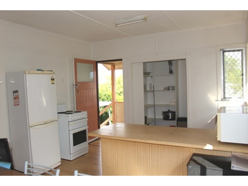 883 Samford Road, Keperra QLD 4054