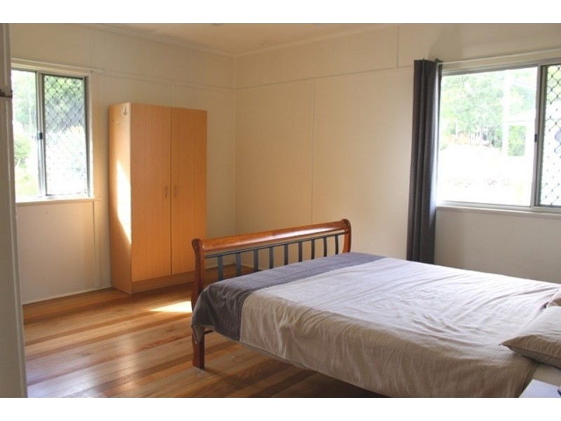 883 Samford Road, Keperra QLD 4054