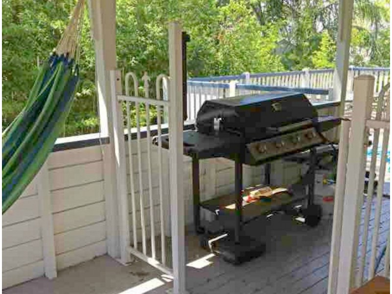 98 Stanley Terrace, Taringa QLD 4068