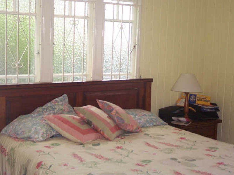 5 Rose Terrace, Toowong QLD 4066