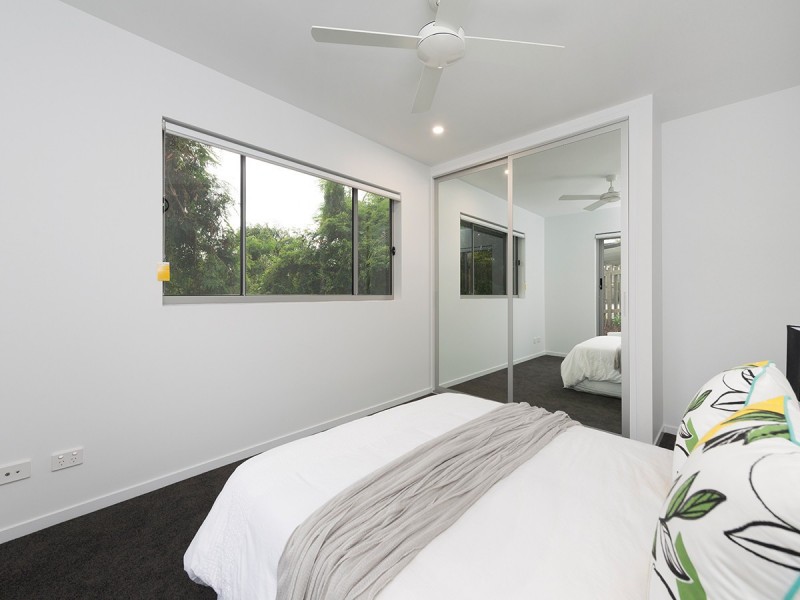 10/6 Carmody Road, St Lucia QLD 4067