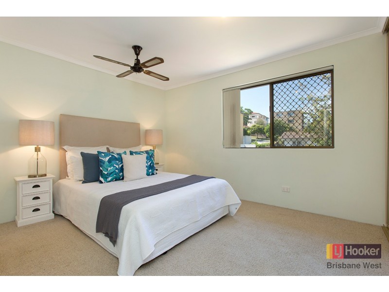6/60 Depper Street, St Lucia QLD 4067