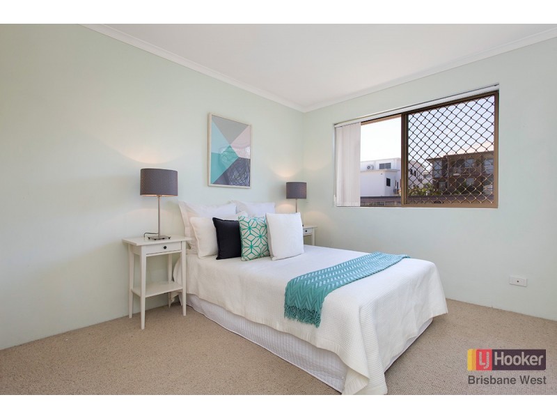 6/60 Depper Street, St Lucia QLD 4067