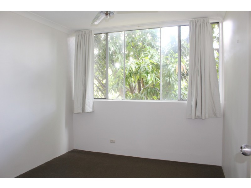 7/52 Sisley Street, St Lucia QLD 4067