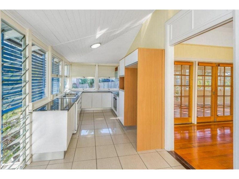 11/45 Curlew Street, Toowong QLD 4066
