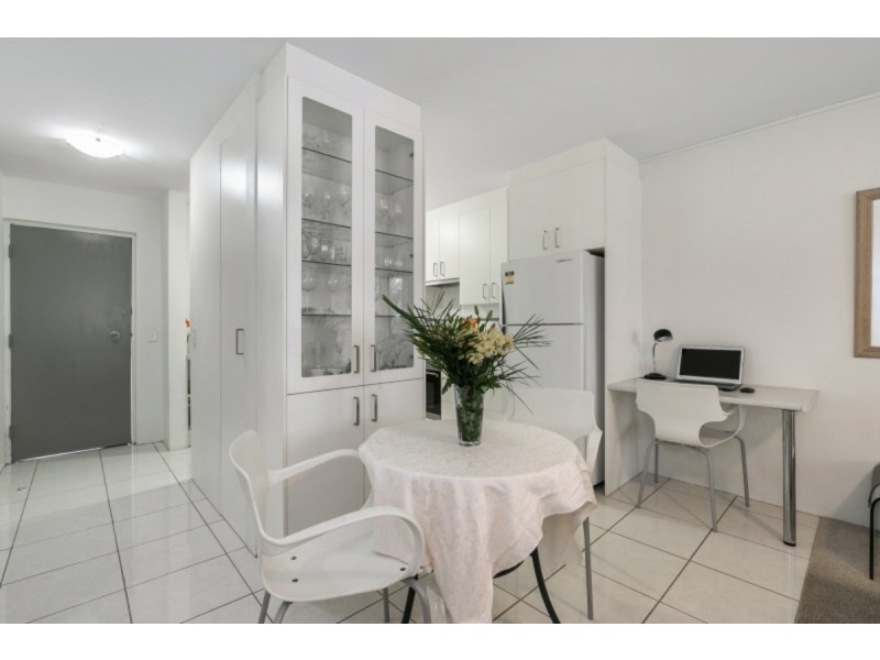 1/23 Augustus Street, Toowong QLD 4066