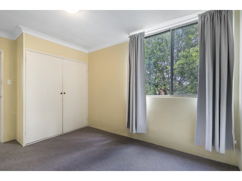 8/19 Durham Street, St Lucia QLD 4067