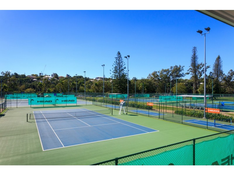 8/19 Durham Street, St Lucia QLD 4067
