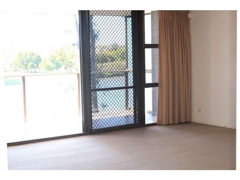 10/58 Sandford Street, St Lucia QLD 4067