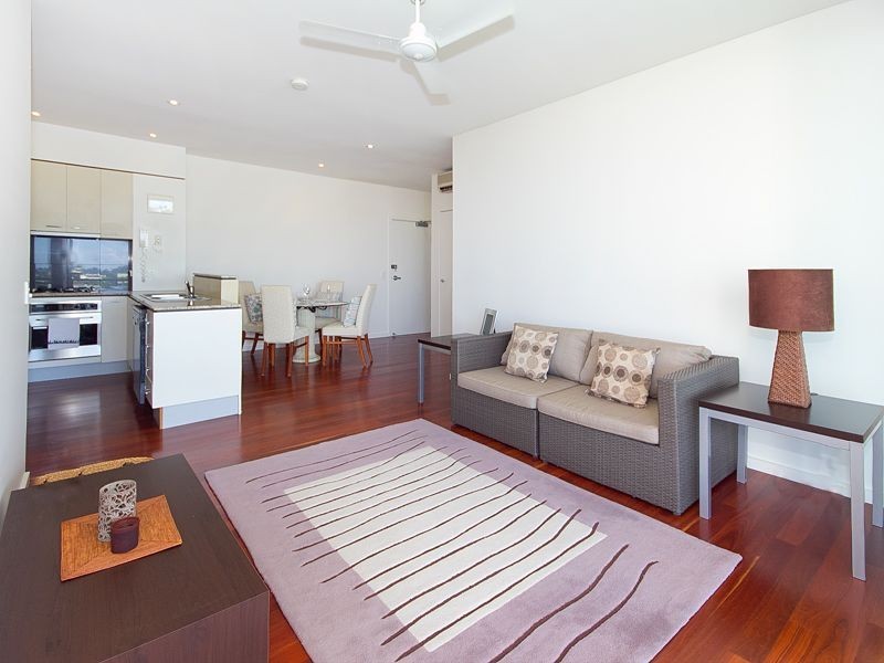 27/26 Holland Street, Toowong QLD 4066