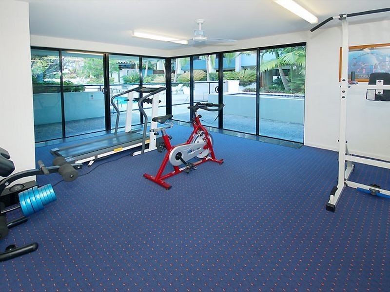 27/26 Holland Street, Toowong QLD 4066