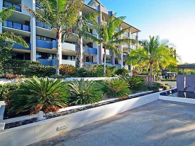 27/26 Holland Street, Toowong QLD 4066