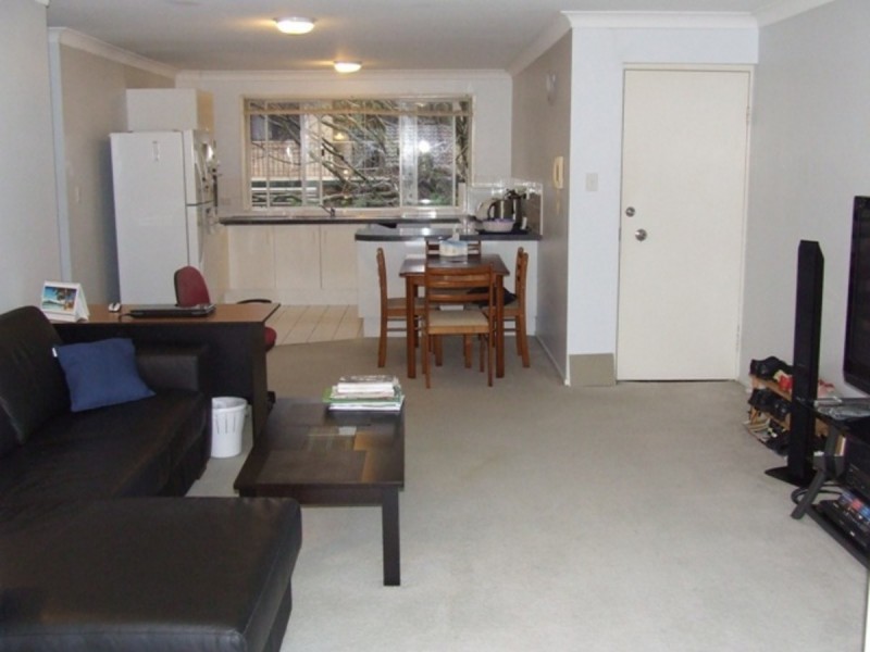 14/2 Brasted Street, Taringa QLD 4068