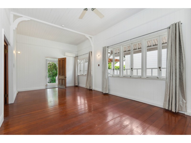 133 Swann Road, Taringa QLD 4068