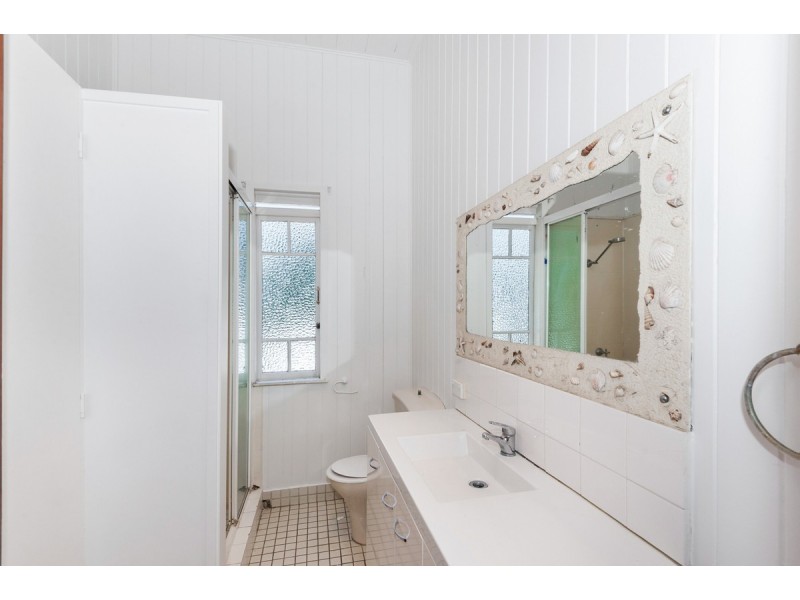 133 Swann Road, Taringa QLD 4068