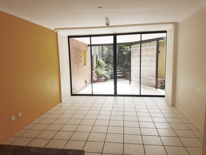 2/21 Dopson Street, Taringa QLD 4068