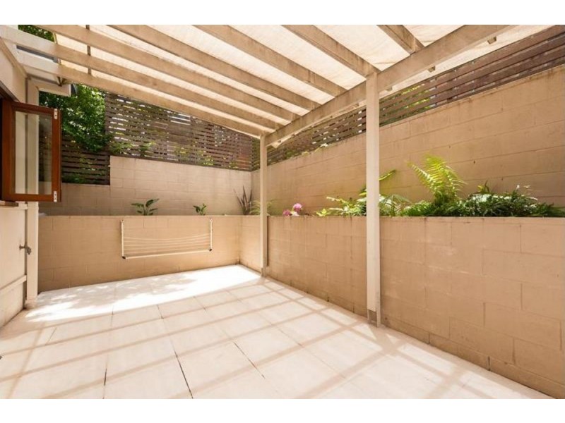 13 Wells Lane, Toowong QLD 4066
