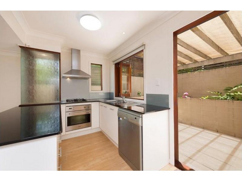 13 Wells Lane, Toowong QLD 4066