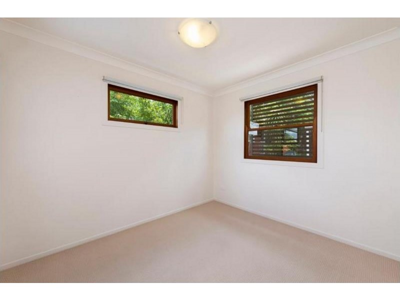 13 Wells Lane, Toowong QLD 4066