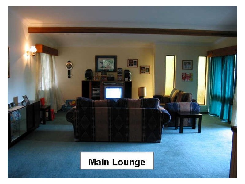 276 Chapel Hill Road, Chapel Hill QLD 4069