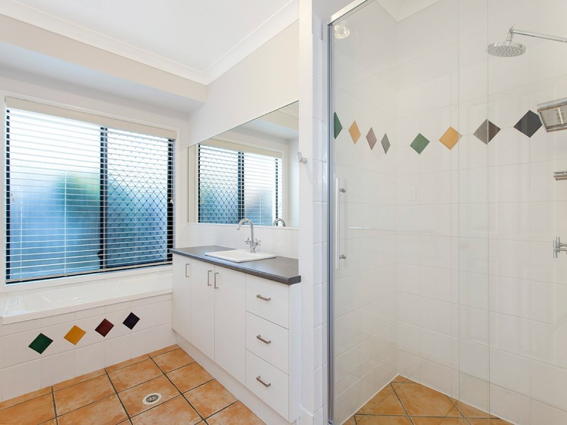 56 Beaufort Crescent, Moggill QLD 4070