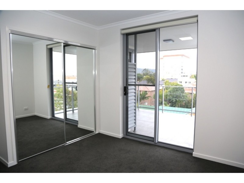 18/8 Finney Road, Indooroopilly QLD 4068