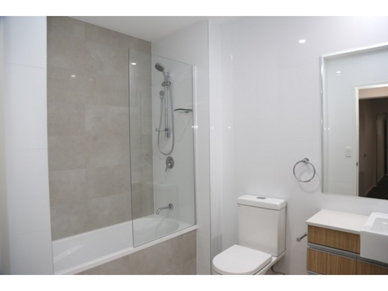 18/8 Finney Road, Indooroopilly QLD 4068