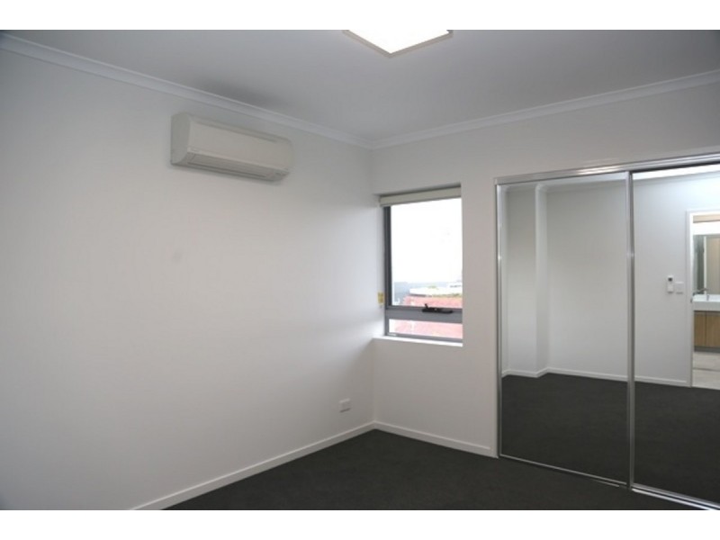 18/8 Finney Road, Indooroopilly QLD 4068