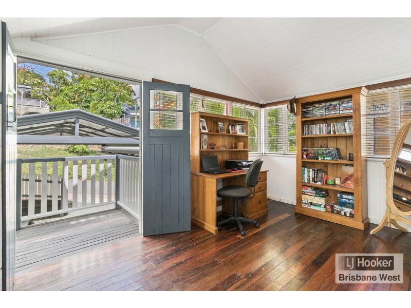 16 Eton Street, Toowong QLD 4066