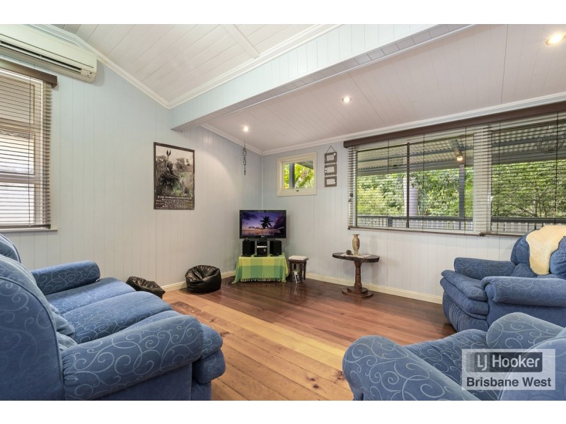 16 Eton Street, Toowong QLD 4066