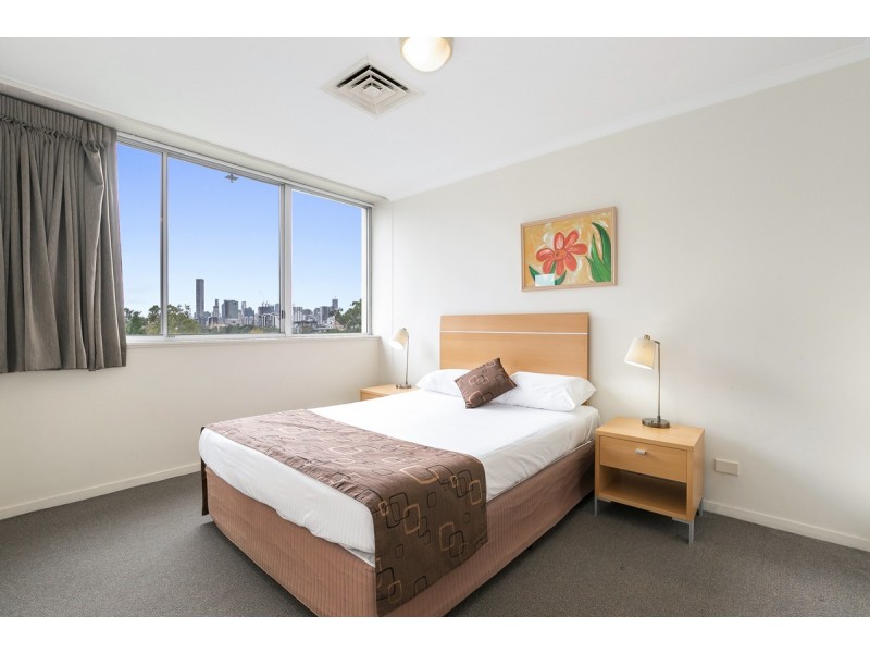 35/435 Coronation Drive, Auchenflower QLD 4066