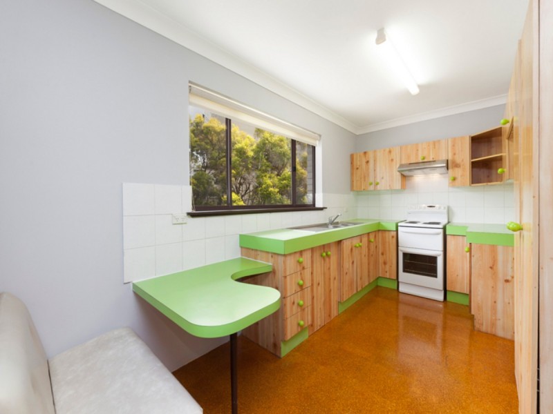 8/5 Grosvenor Road, Indooroopilly QLD 4068