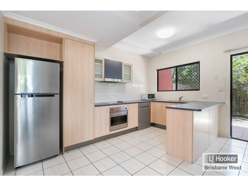 5/34 Warren Street, St Lucia QLD 4067