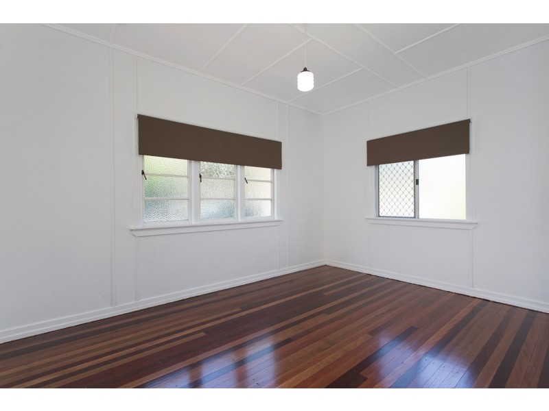 74 Oxford Terrace, Taringa QLD 4068