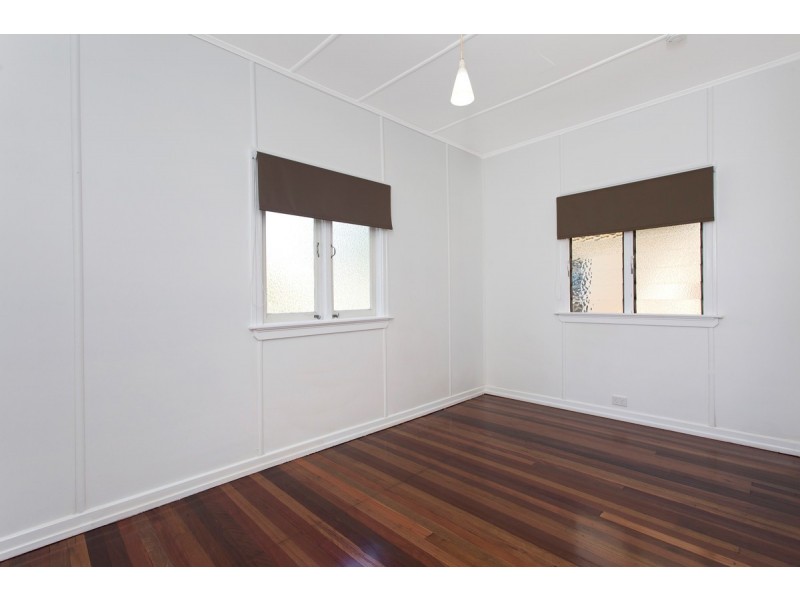 74 Oxford Terrace, Taringa QLD 4068