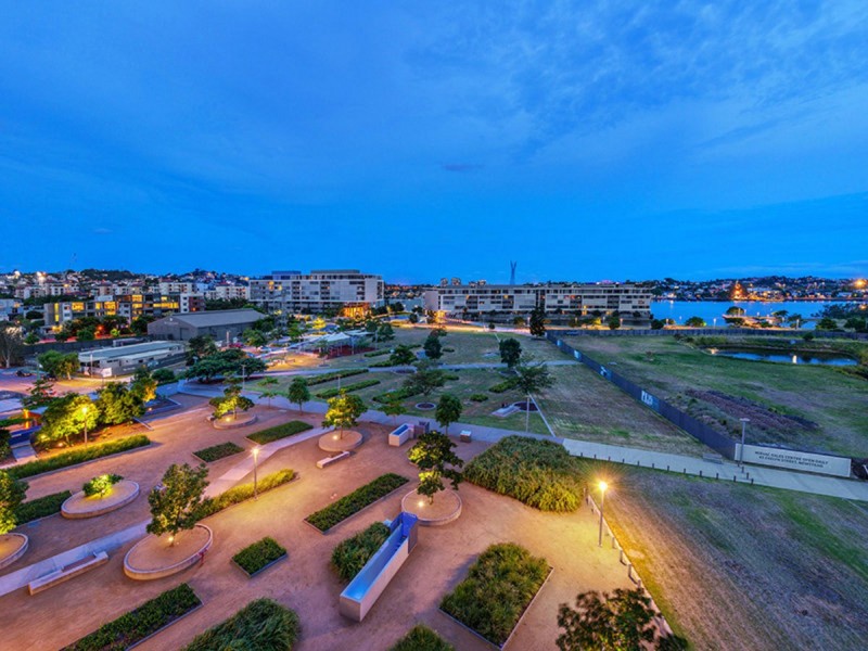 99/27 Cunningham Street, Newstead QLD 4006