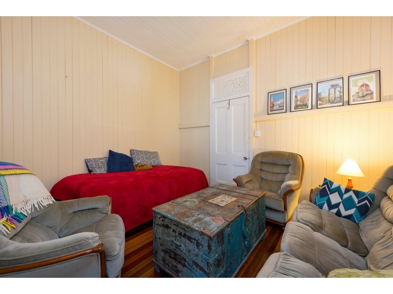 12 Patrick Street, Milton QLD 4064