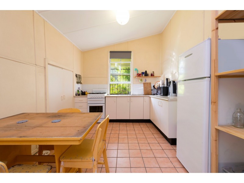 12 Patrick Street, Milton QLD 4064