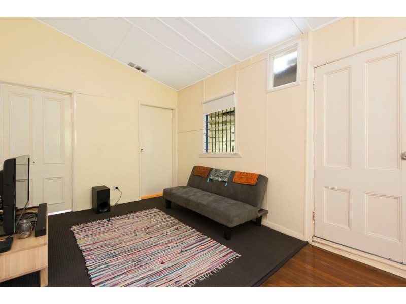 12 Patrick Street, Milton QLD 4064