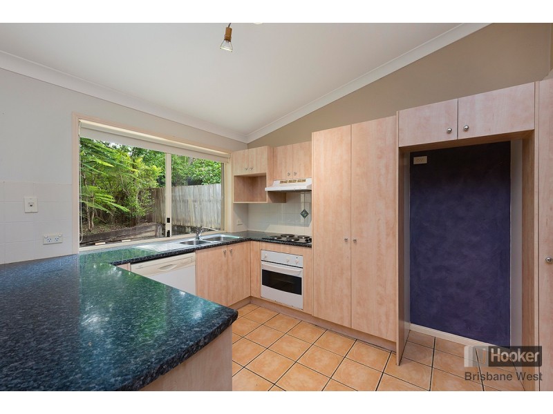 86 Bywong Street, Toowong QLD 4066