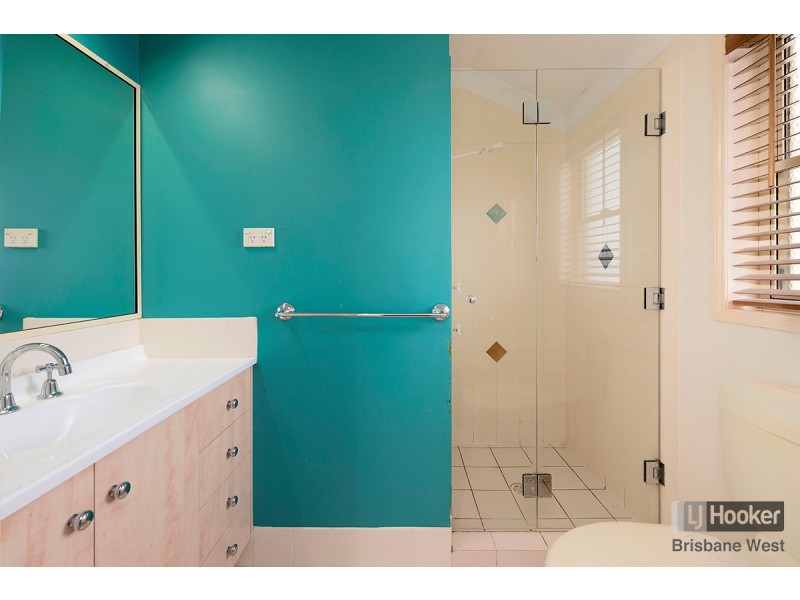 86 Bywong Street, Toowong QLD 4066